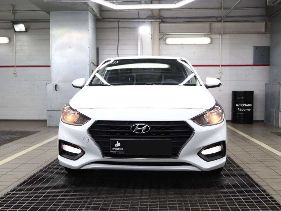 Hyundai Solaris б/у, 2018, Автоматическая. Фото: #2