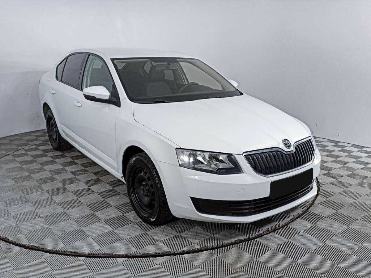 Skoda Octavia б/у, 2016, Механическая. Фото: #2