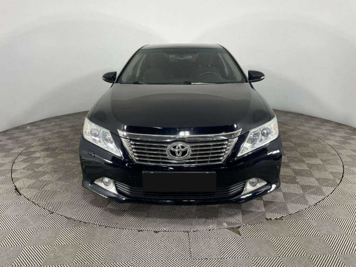 Toyota Camry б/у, 2012, Автоматическая. Фото: #1
