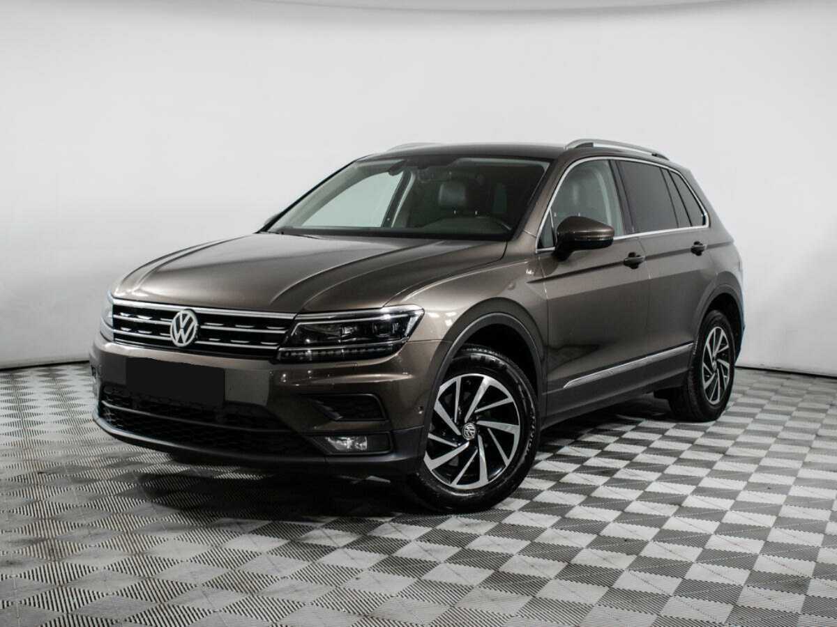 Volkswagen Tiguan б/у, 2018, Роботизированная. Посмотреть фото
