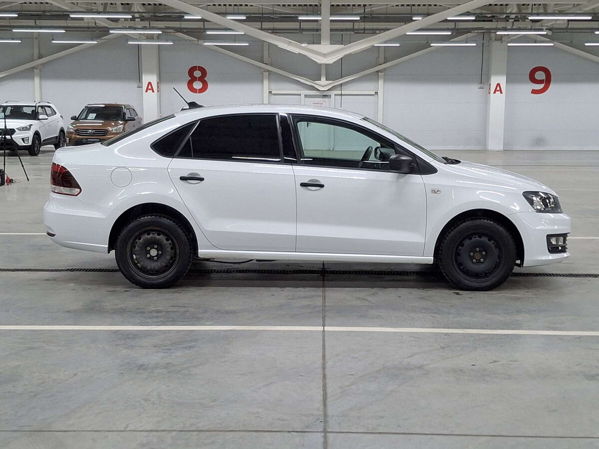 Volkswagen Polo б/у, 2019, Автоматическая. Фото: #3