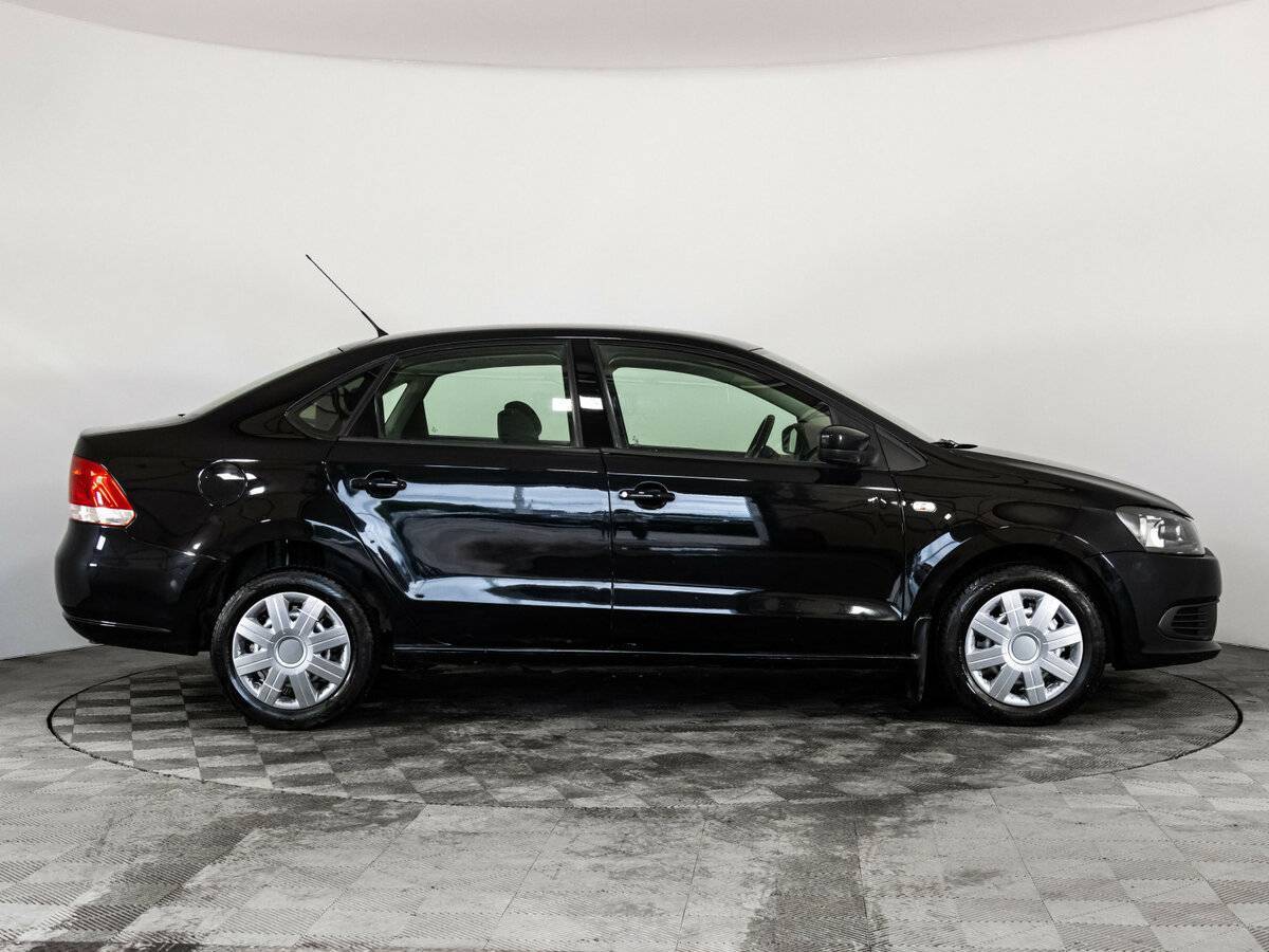 Volkswagen Polo б/у, 2012, Механическая. Фото: #3
