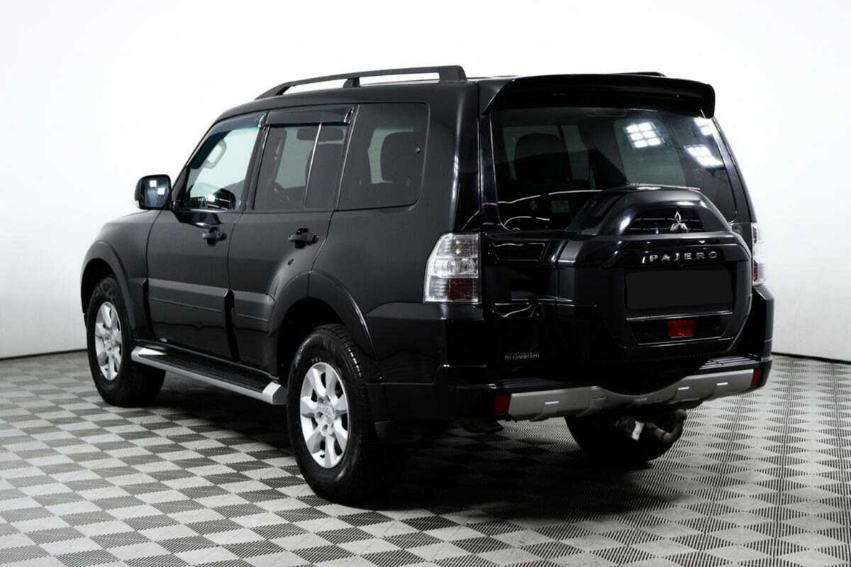 Mitsubishi Pajero б/у, 2018, Автоматическая. Фото: #6