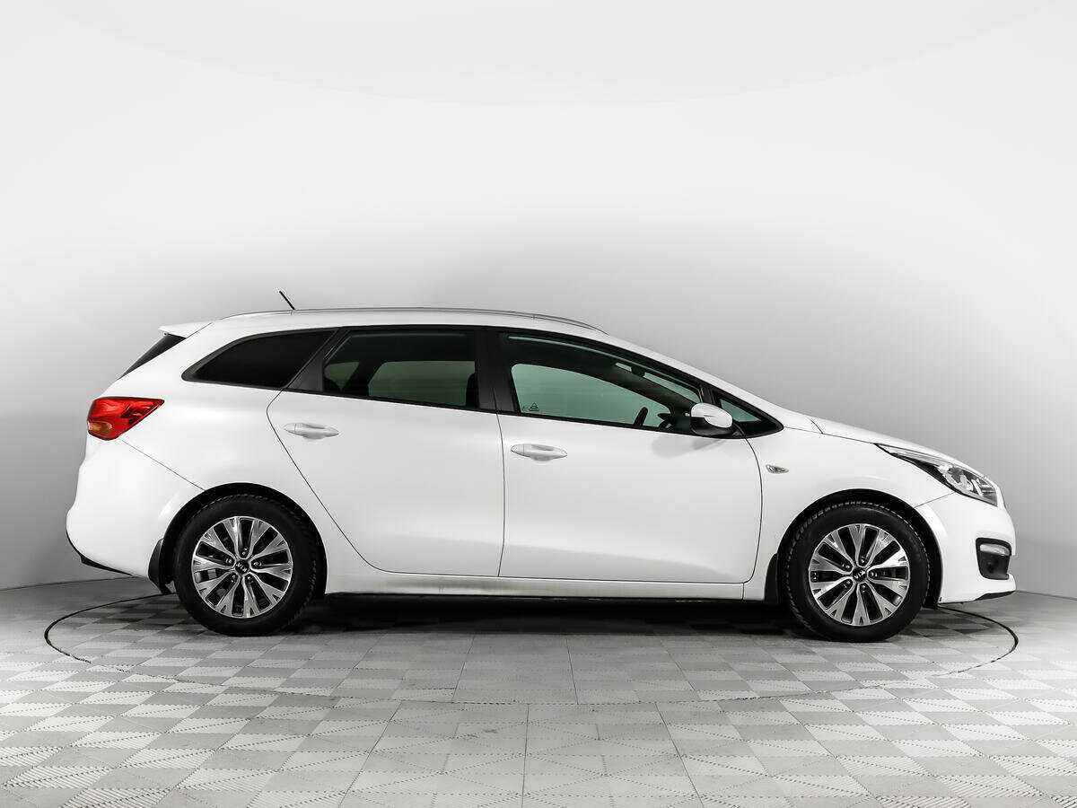 Kia Ceed б/у, 2016, Автоматическая. Фото: #3