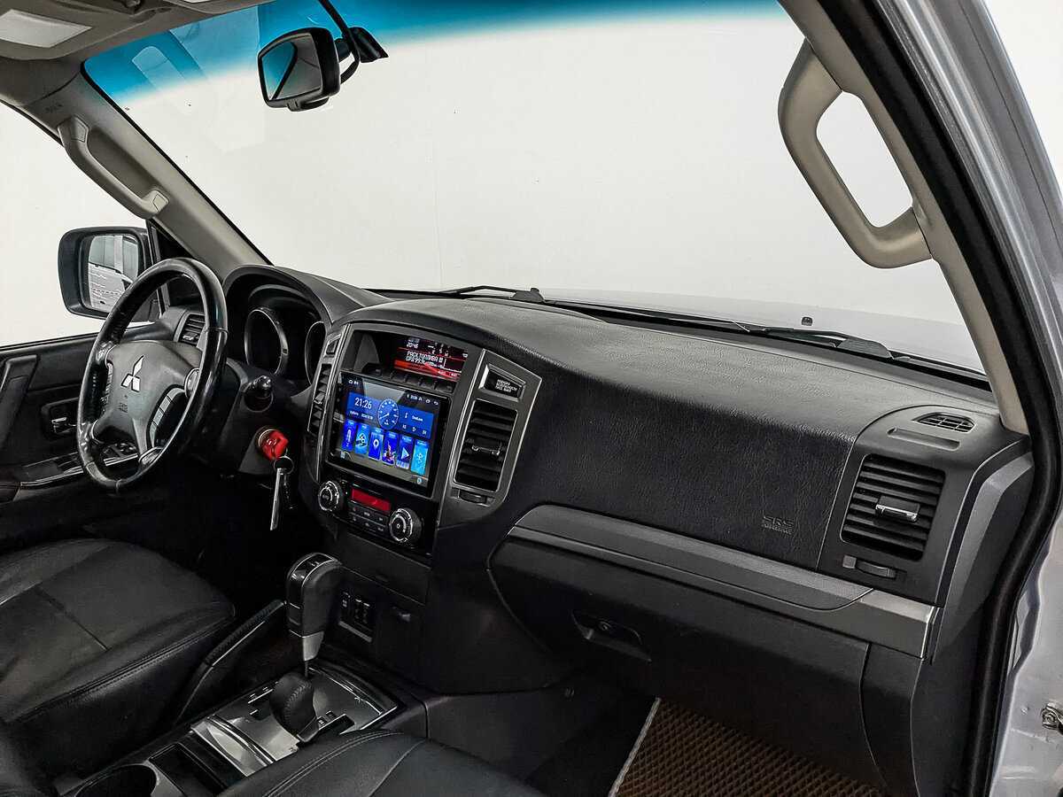 Mitsubishi Pajero б/у, 2014, Автоматическая. Фото: #12