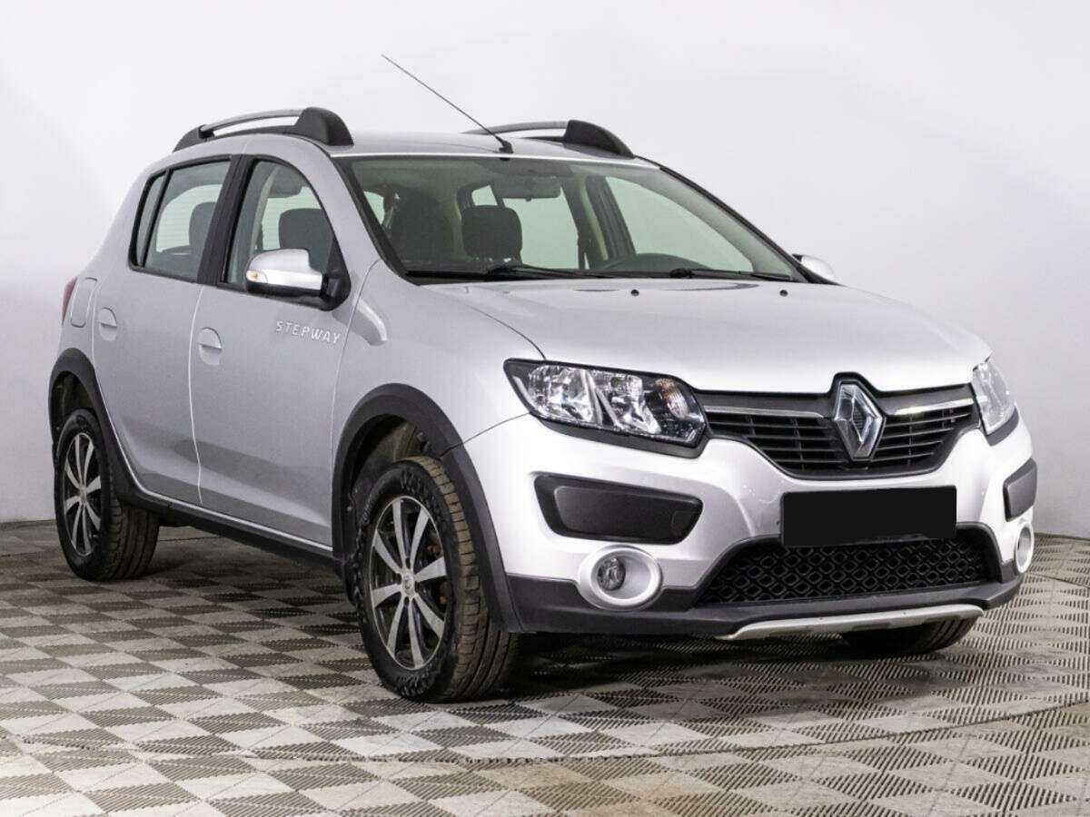Renault Sandero б/у, 2015, Механическая. Фото: #2