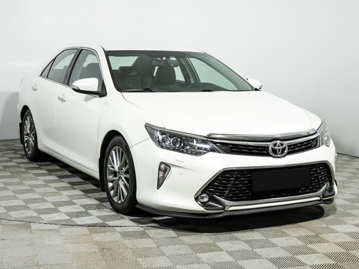 Toyota Camry б/у, 2017, Автоматическая. Фото: #2