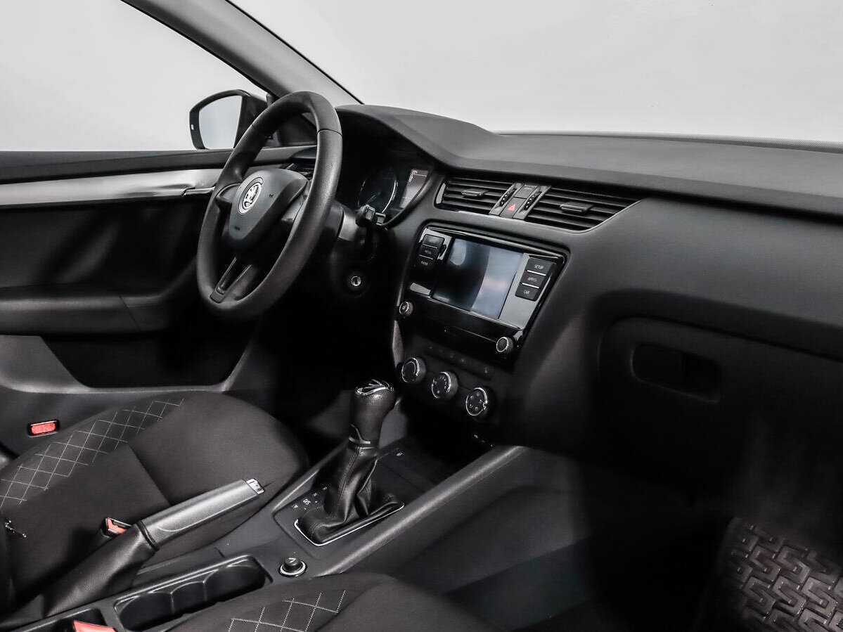 Skoda Octavia б/у, 2017, Автоматическая. Фото: #10