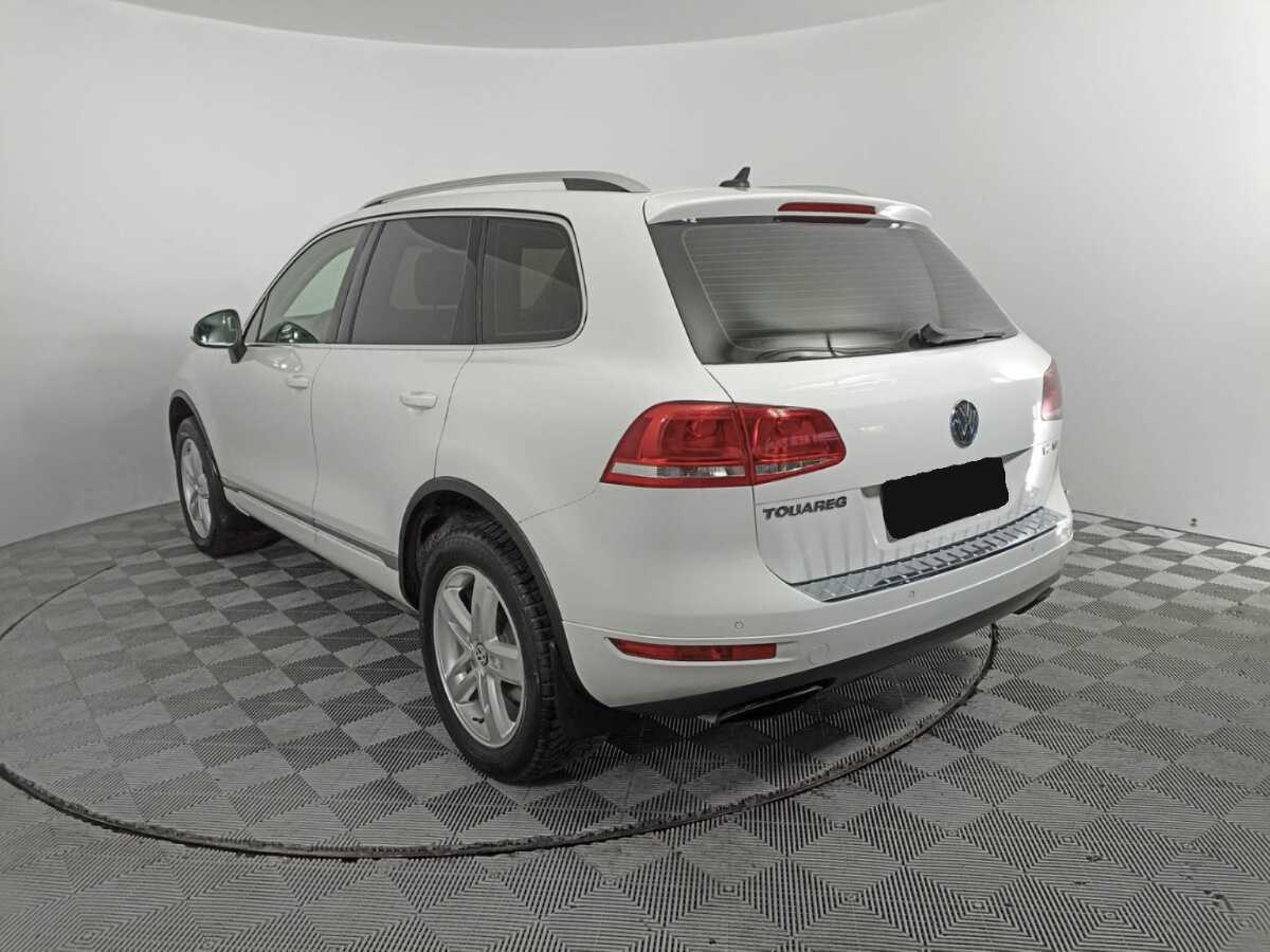 Volkswagen Touareg б/у, 2013, Автоматическая. Фото: #6