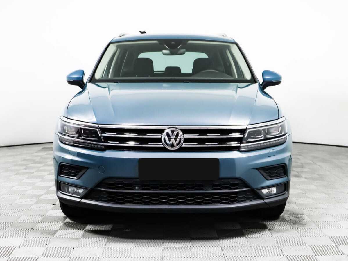 Volkswagen Tiguan б/у, 2019, Роботизированная. Посмотреть фото