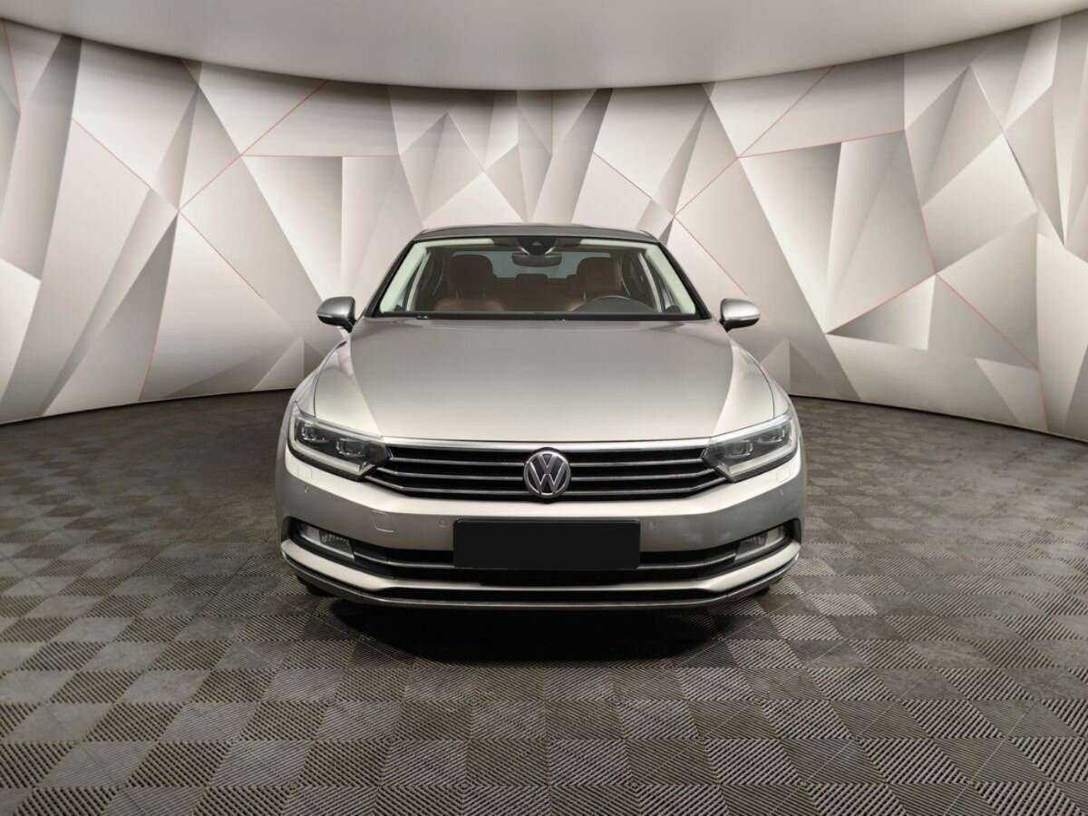 Volkswagen Passat б/у, 2017, Роботизированная. Фото: #6