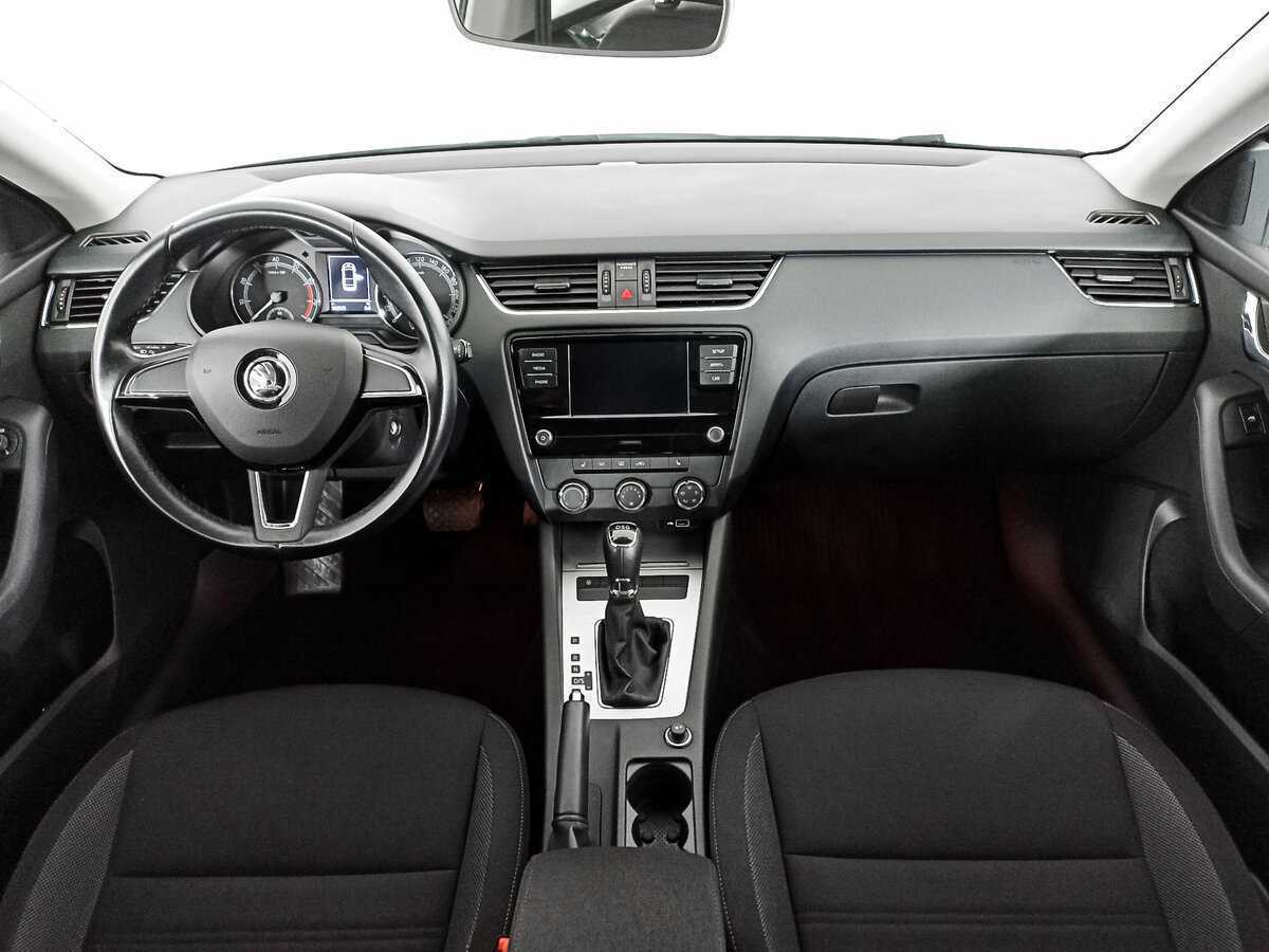 Skoda Octavia б/у, 2020, Роботизированная. Фото: #13