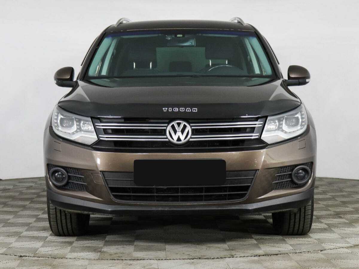 Volkswagen Tiguan б/у, 2016, Автоматическая. Фото: #1