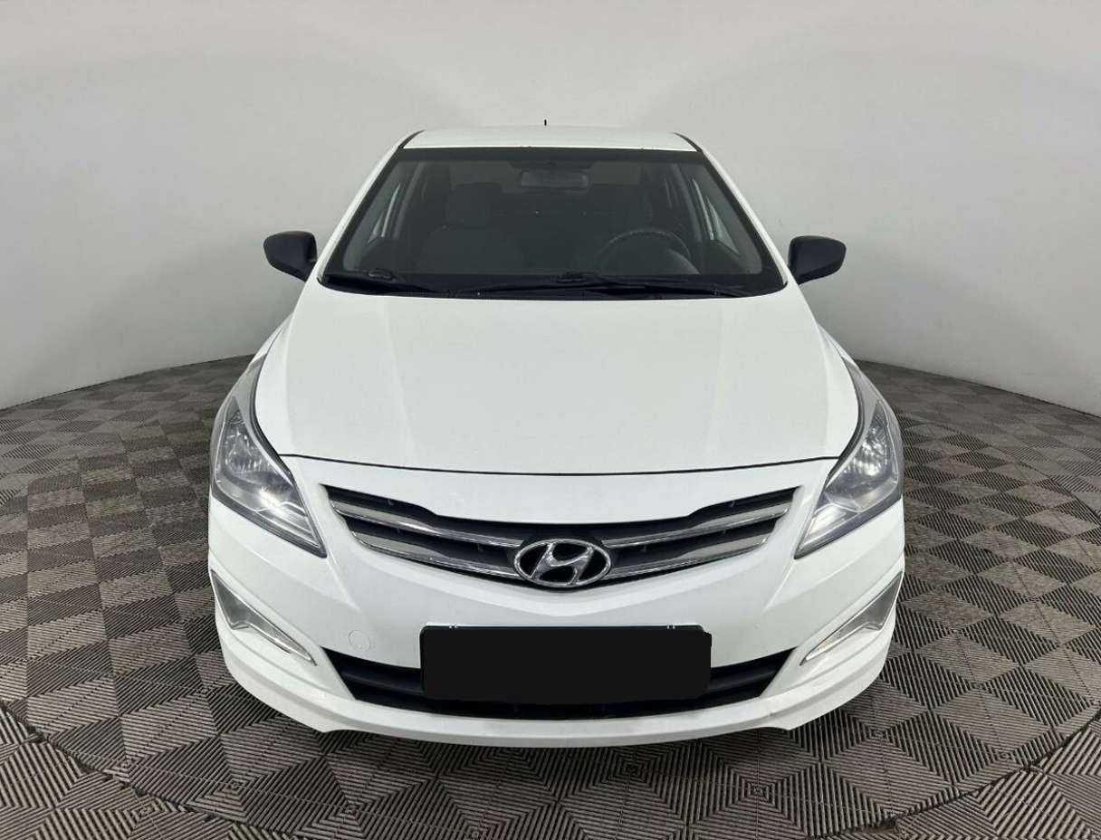 Hyundai Solaris б/у, 2015, Автоматическая. Фото: #1