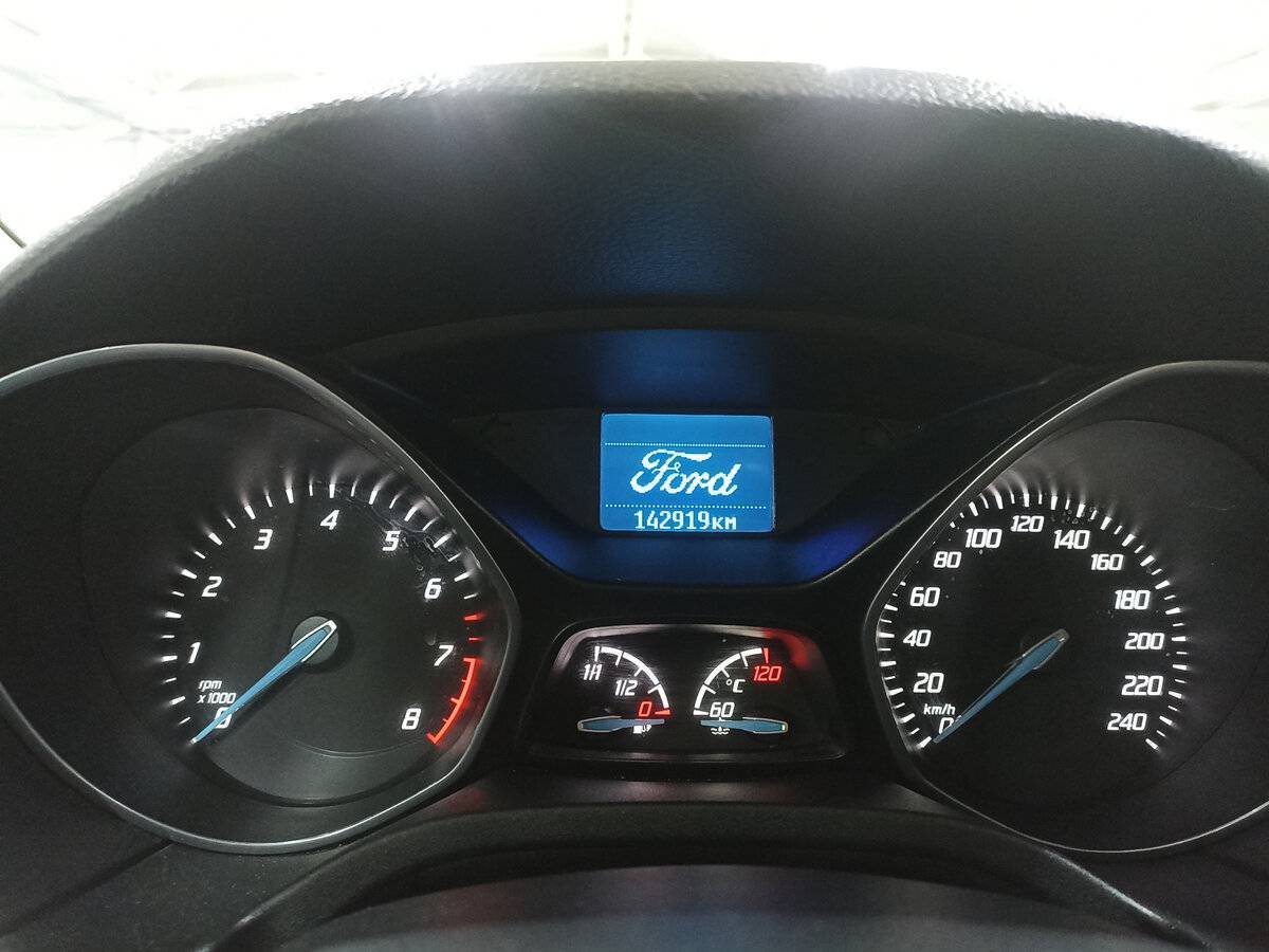 Ford Focus б/у, 2013, Механическая. Фото: #11