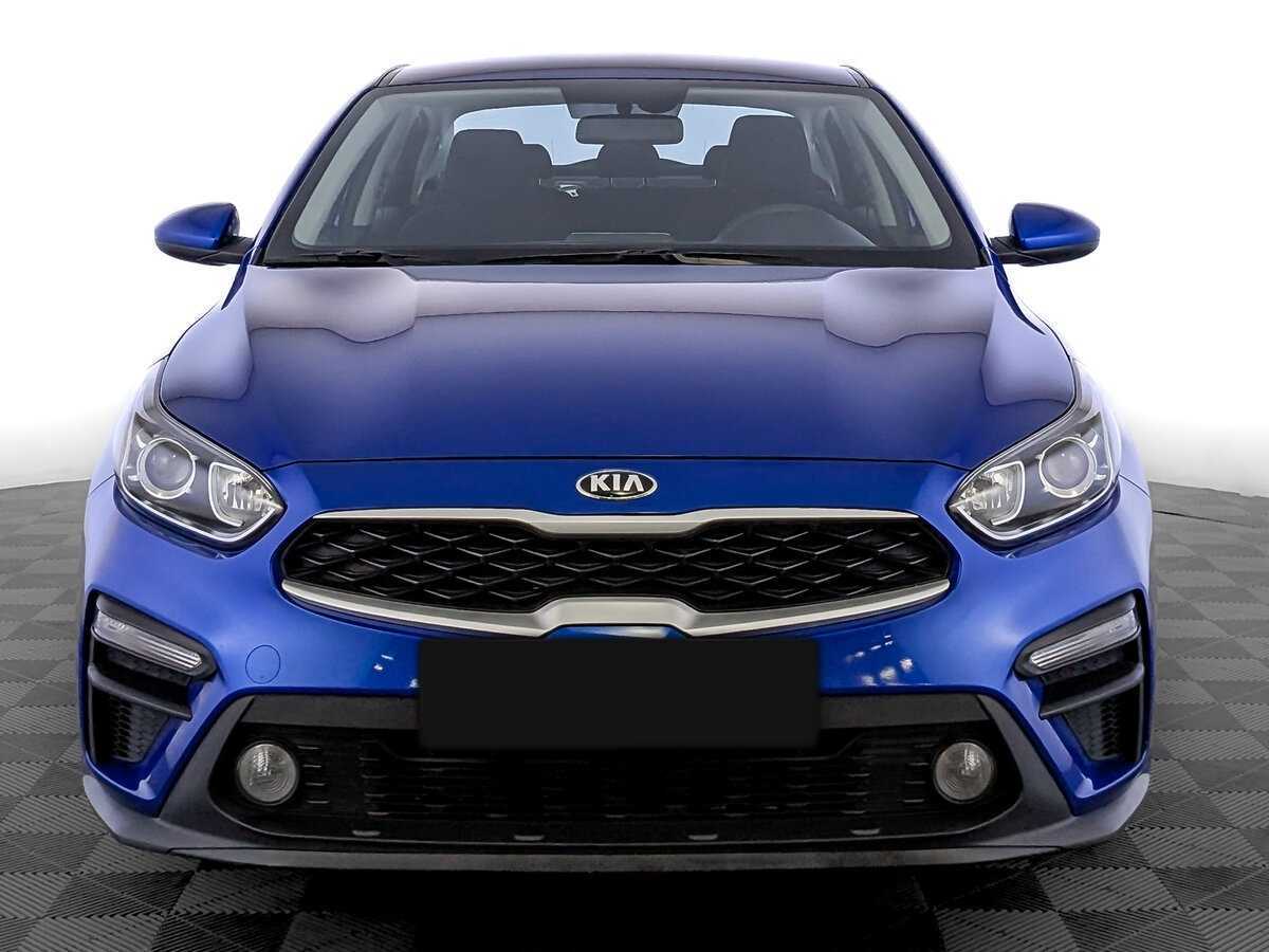 Kia Cerato б/у, 2021, Механическая. Фото: #1