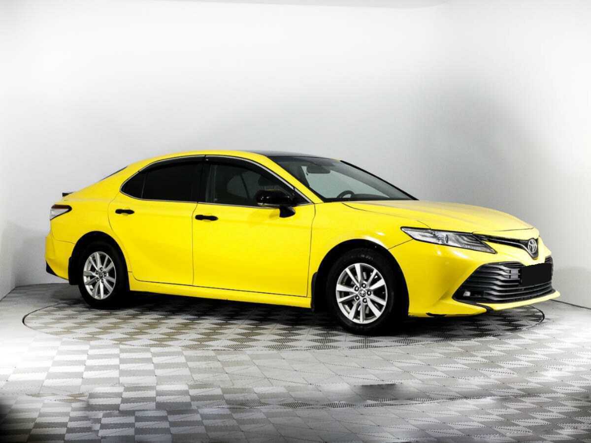 Toyota Camry б/у, 2021, Автоматическая. Фото: #2