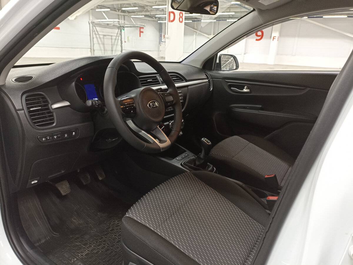 Kia Rio б/у, 2019, Механическая. Фото: #15