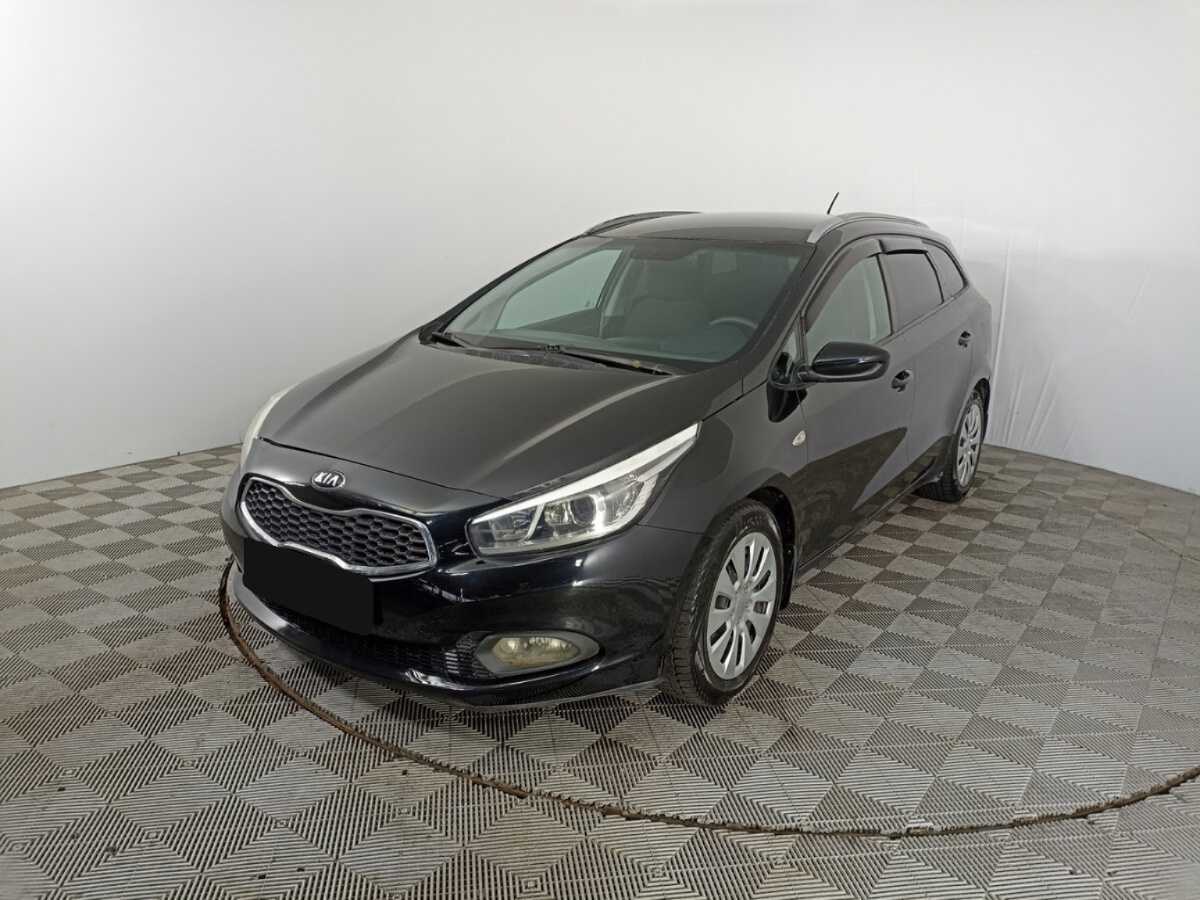 Kia Ceed б/у, 2015, Механическая. Посмотреть фото