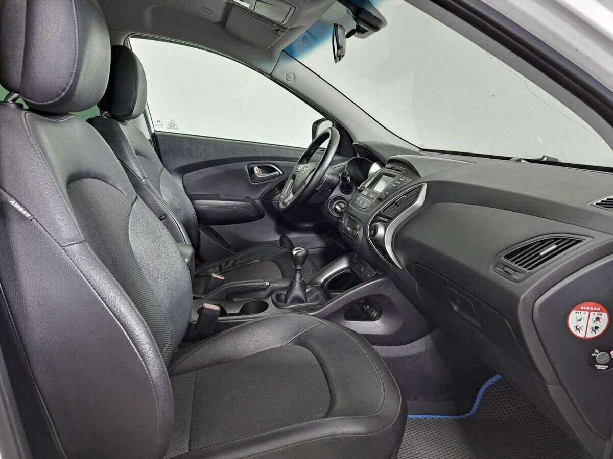 Hyundai ix35 б/у, 2015, Механическая. Фото: #8