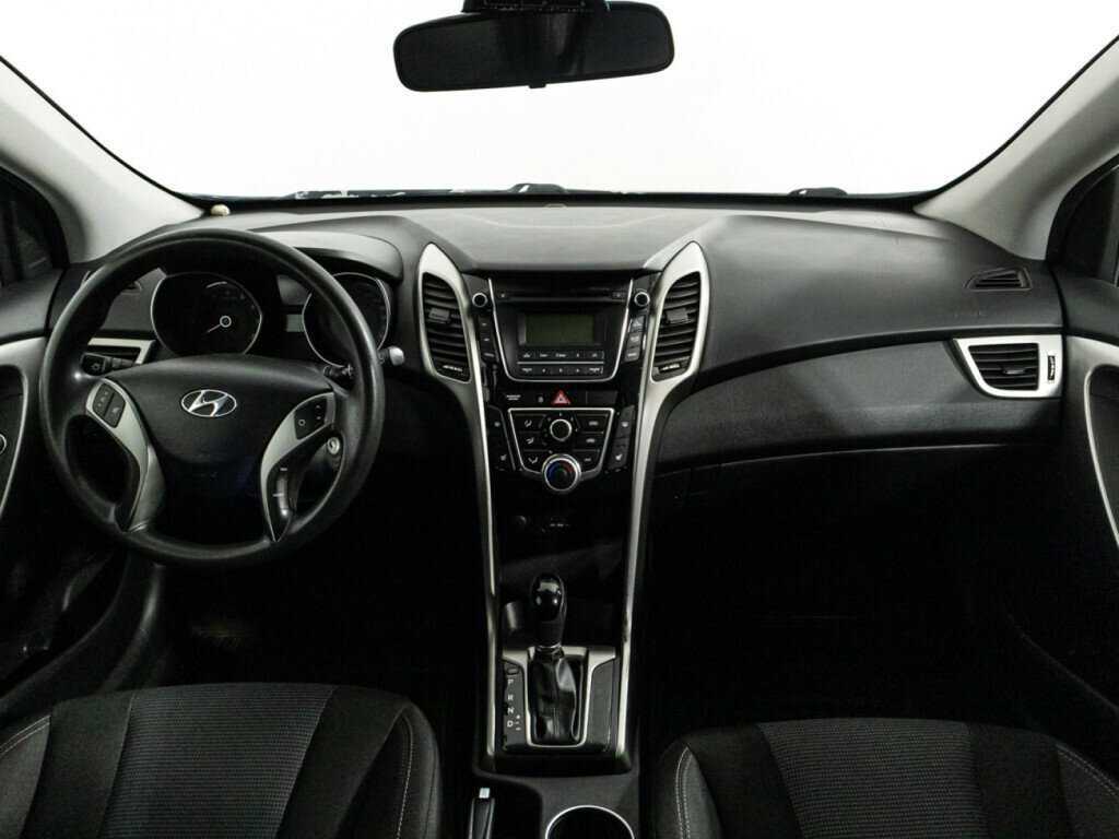 Hyundai i30 б/у, 2014, Автоматическая. Фото: #12