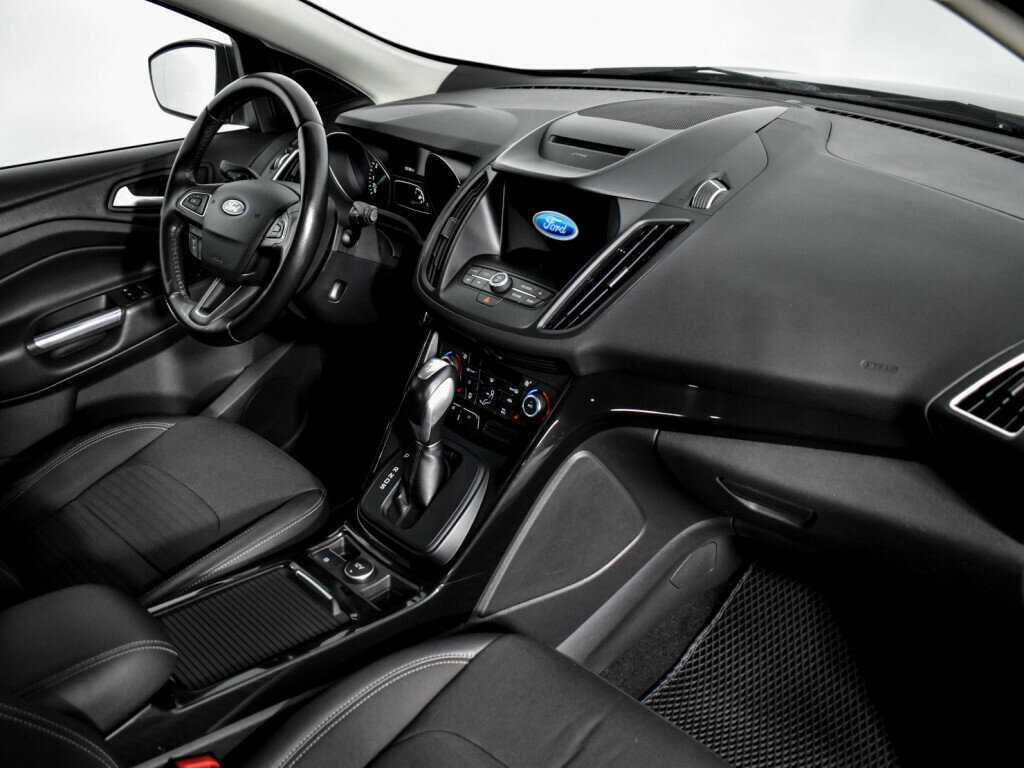 Ford Kuga б/у, 2017, Автоматическая. Фото: #12