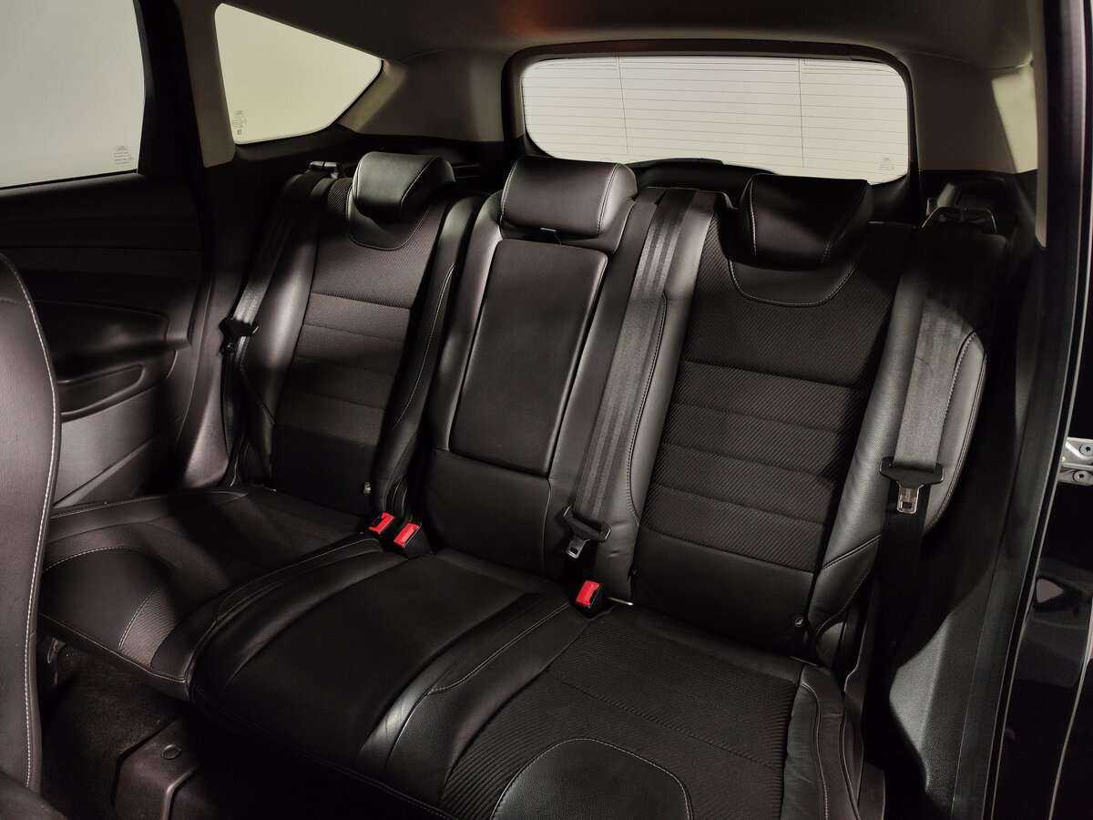 Ford Kuga б/у, 2015, Автоматическая. Фото: #13