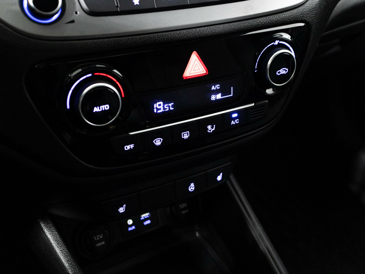 Hyundai Solaris б/у, 2018, Автоматическая. Фото: #14