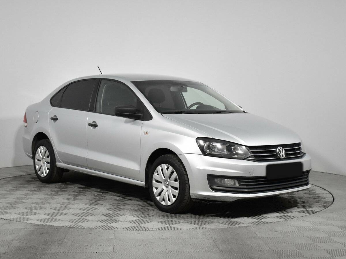 Volkswagen Polo б/у, 2016, Автоматическая. Фото: #2