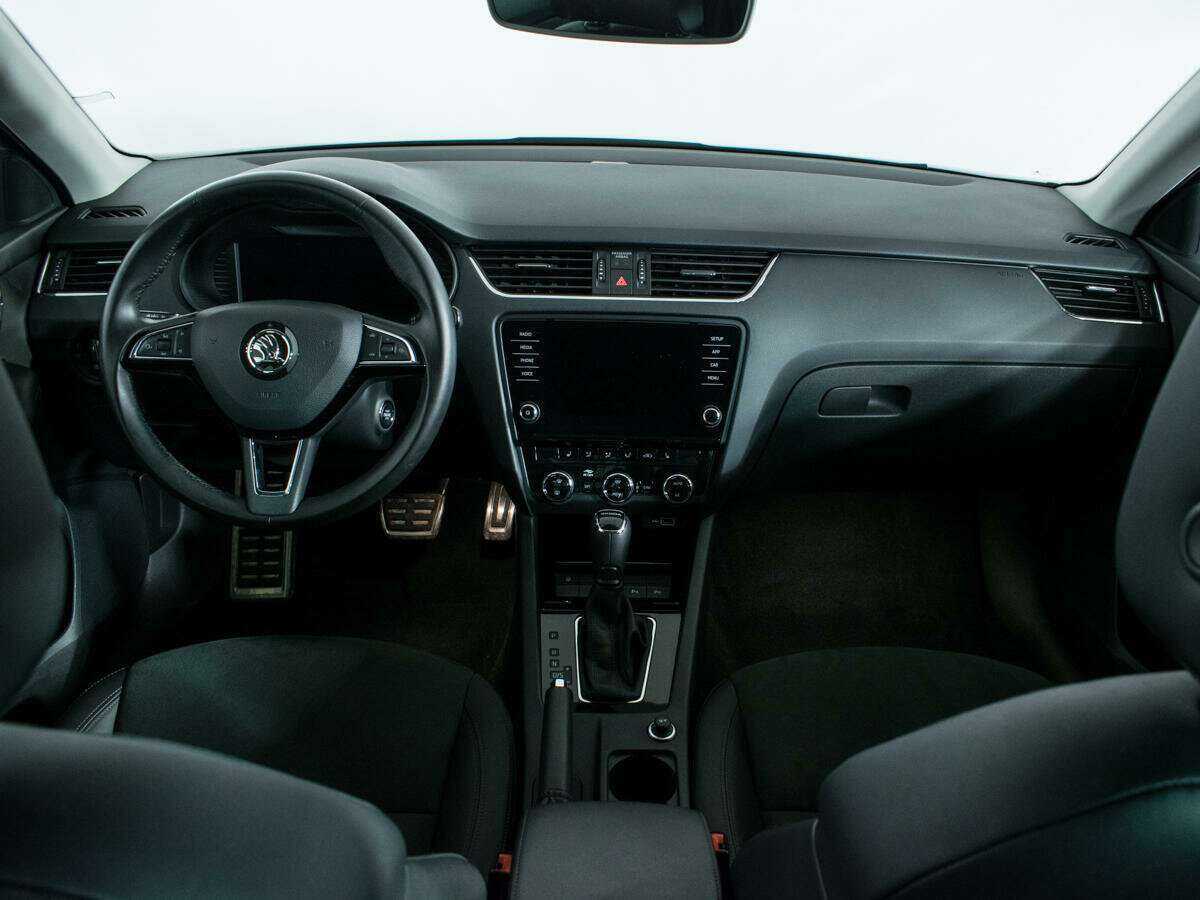 Skoda Octavia б/у, 2020, Автоматическая. Фото: #11