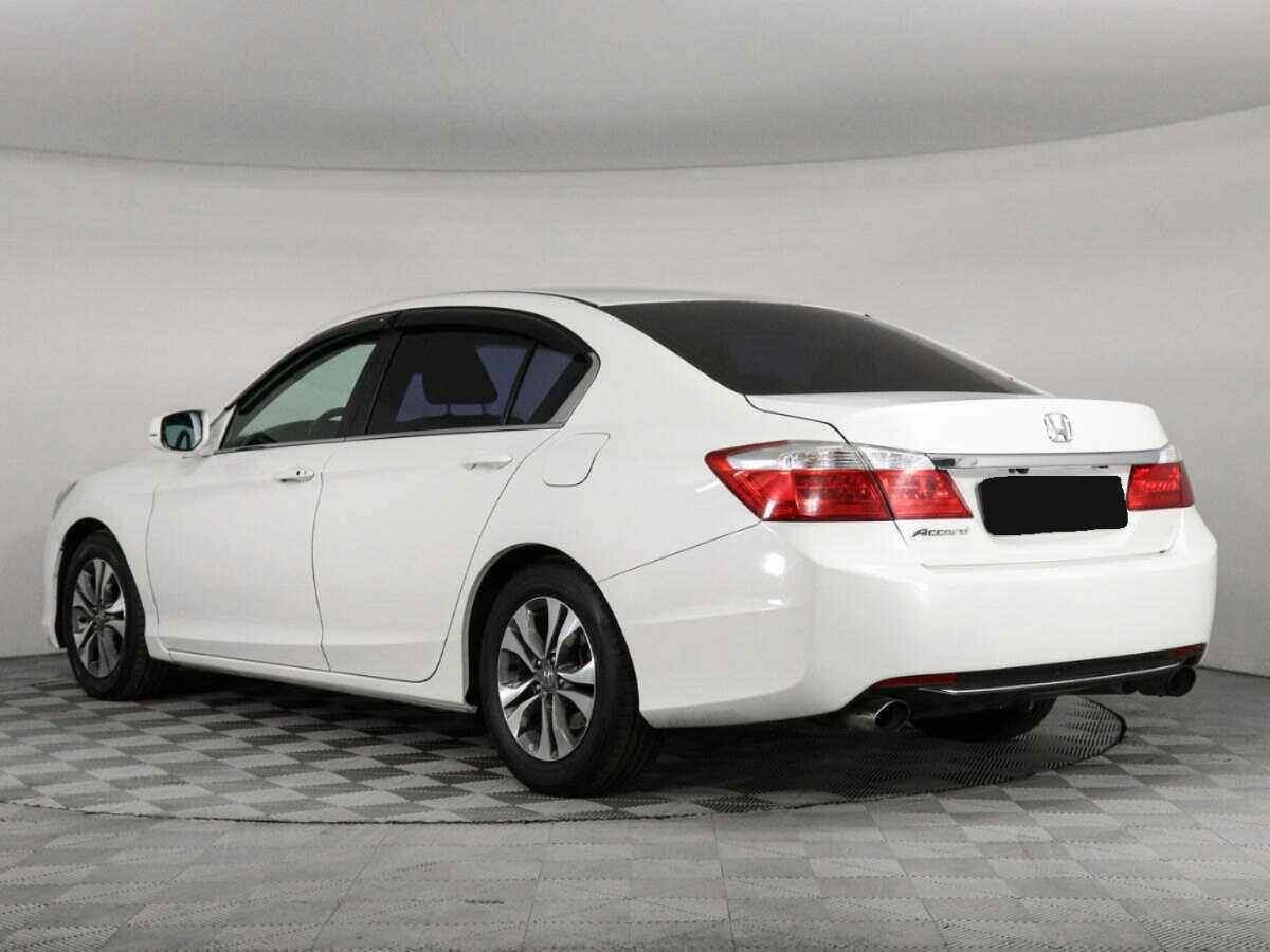 Honda Accord б/у, 2013, Автоматическая. Фото: #4