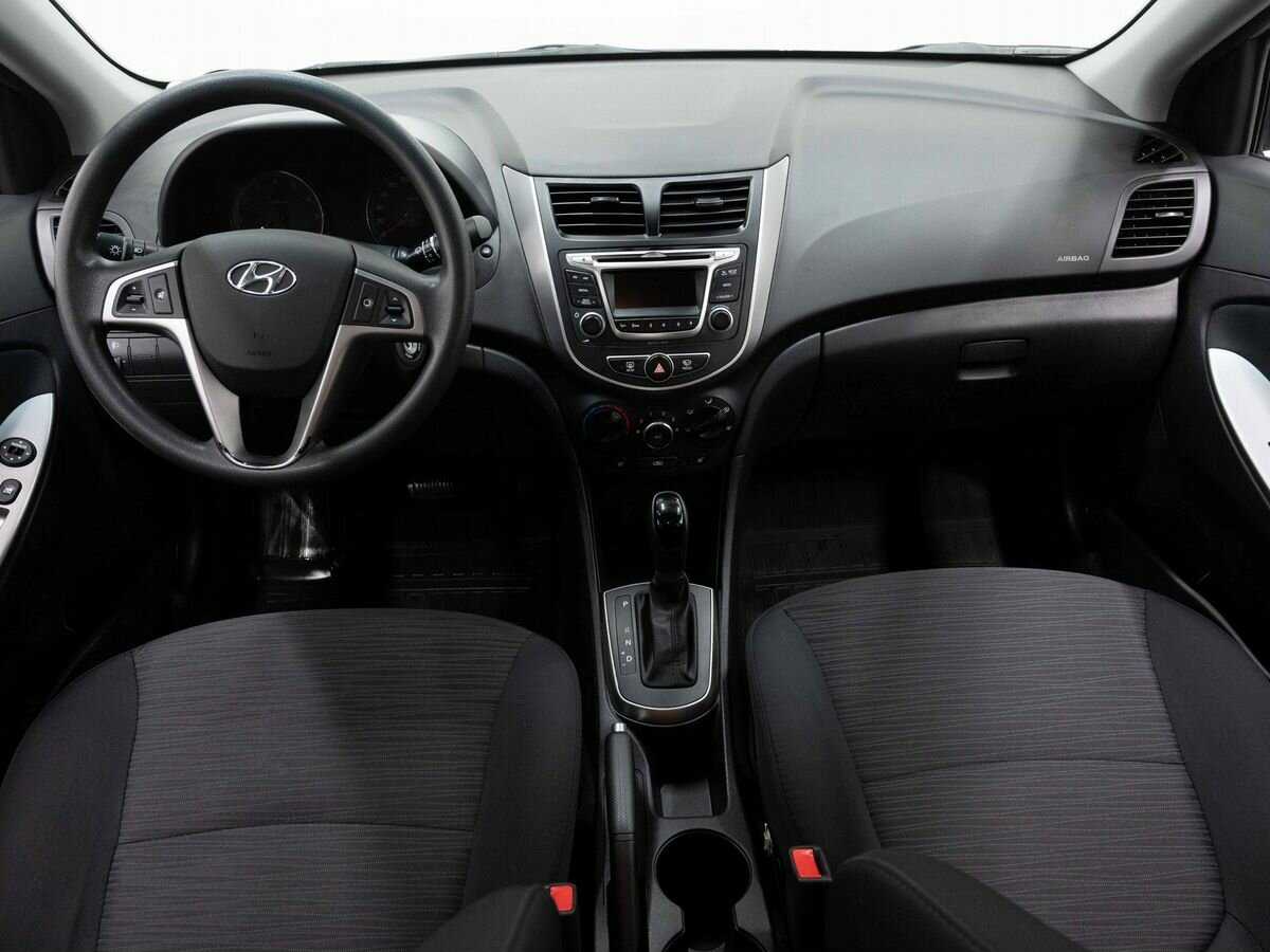 Hyundai Solaris б/у, 2016, Автоматическая. Фото: #13