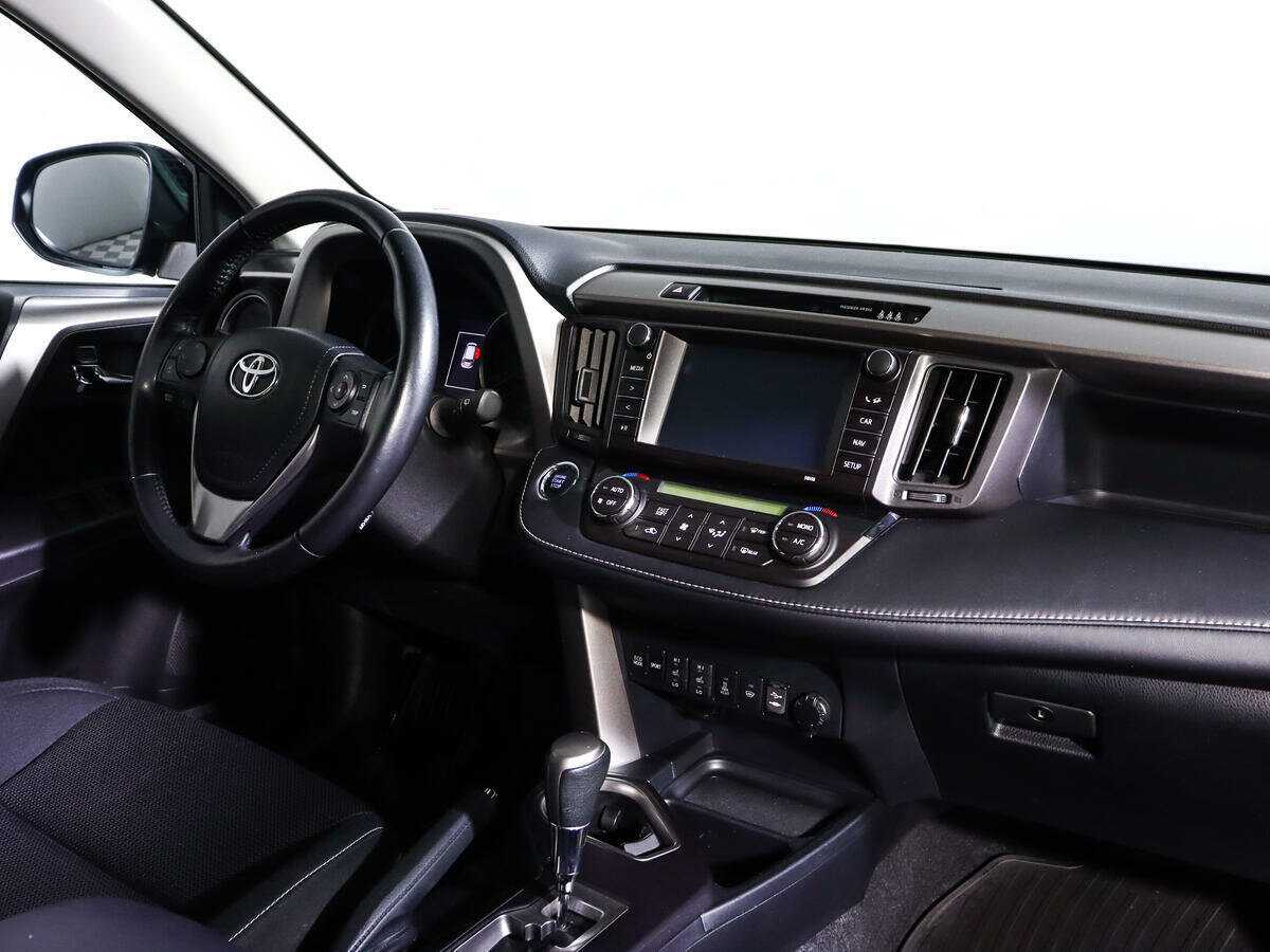 Toyota RAV4 б/у, 2019, Автоматическая. Фото: #8