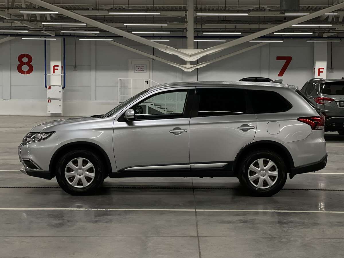 Mitsubishi Outlander б/у, 2017, Вариатор. Фото: #7