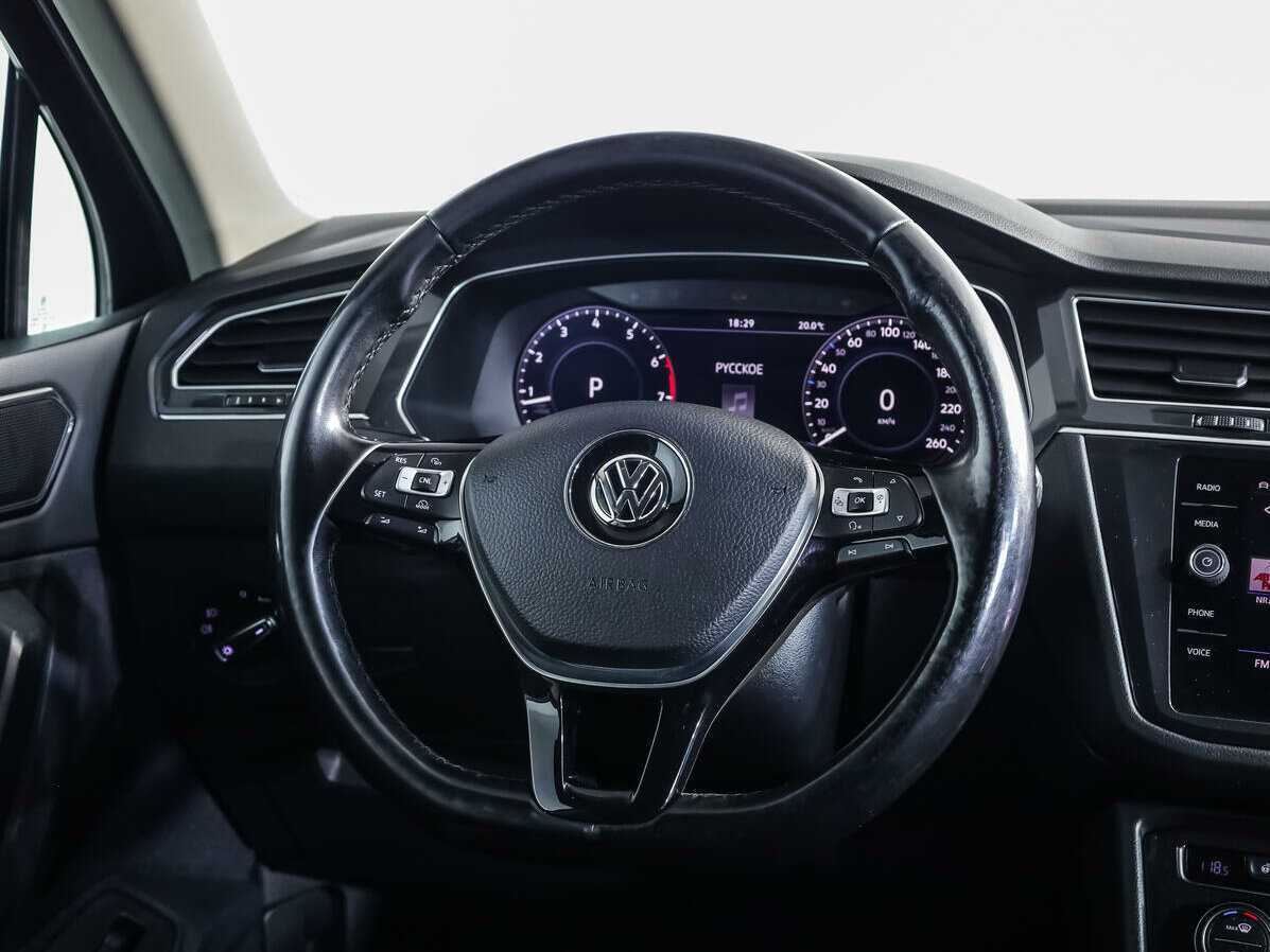 Volkswagen Tiguan б/у, 2017, Роботизированная. Фото: #9