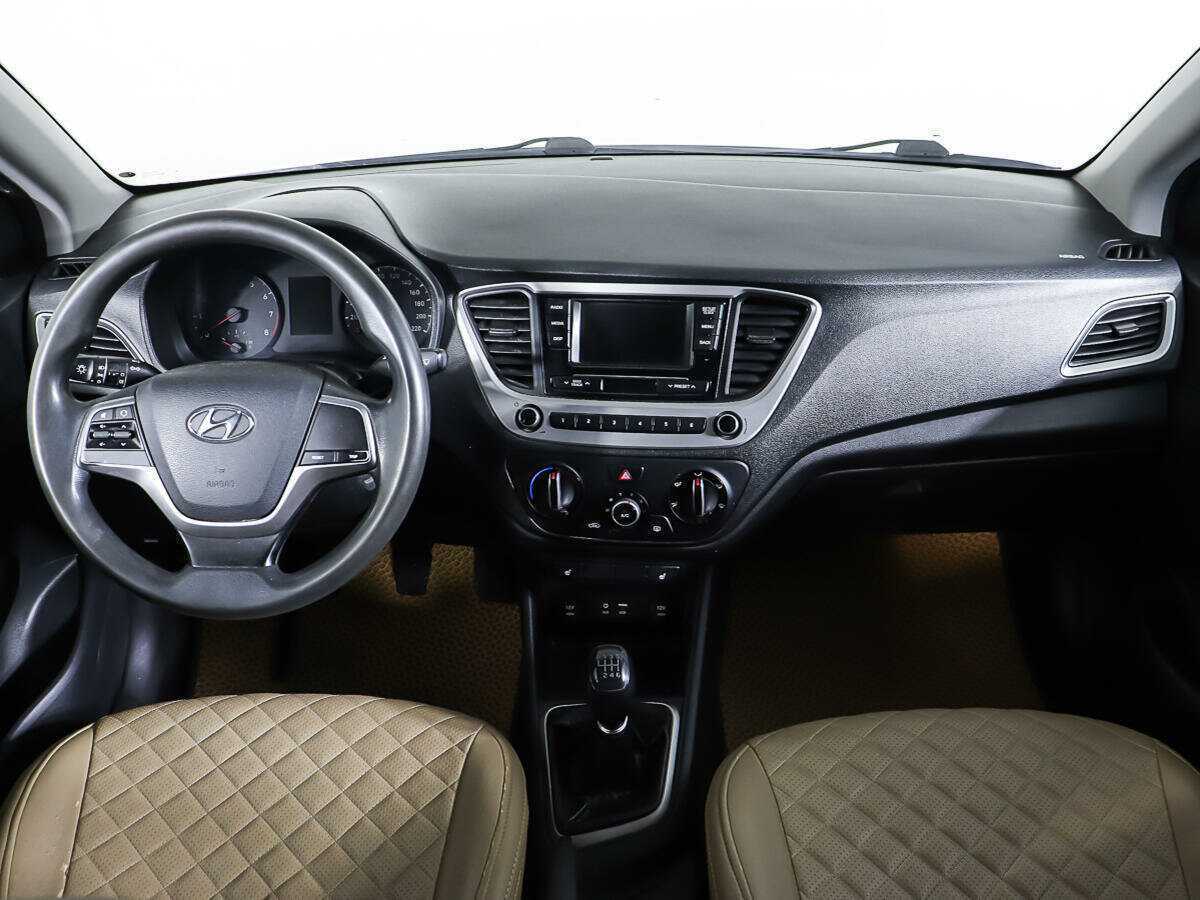Hyundai Solaris б/у, 2018, Механическая. Фото: #10