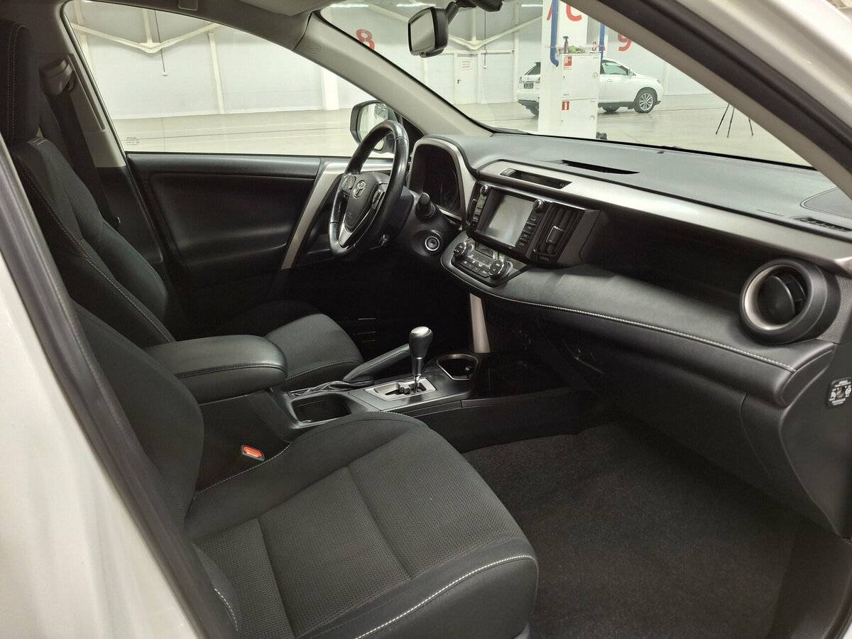 Toyota RAV4 б/у, 2016, Вариатор. Фото: #10