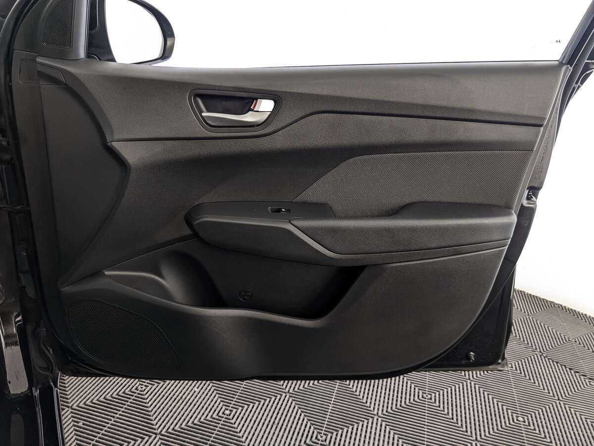 Hyundai Solaris б/у, 2019, Автоматическая. Фото: #20