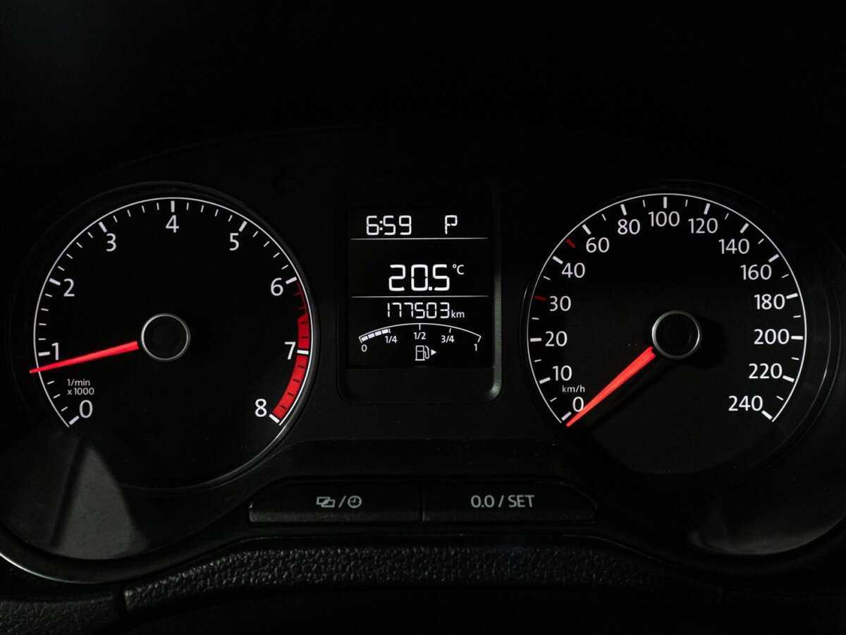 Volkswagen Polo б/у, 2017, Автоматическая. Фото: #11