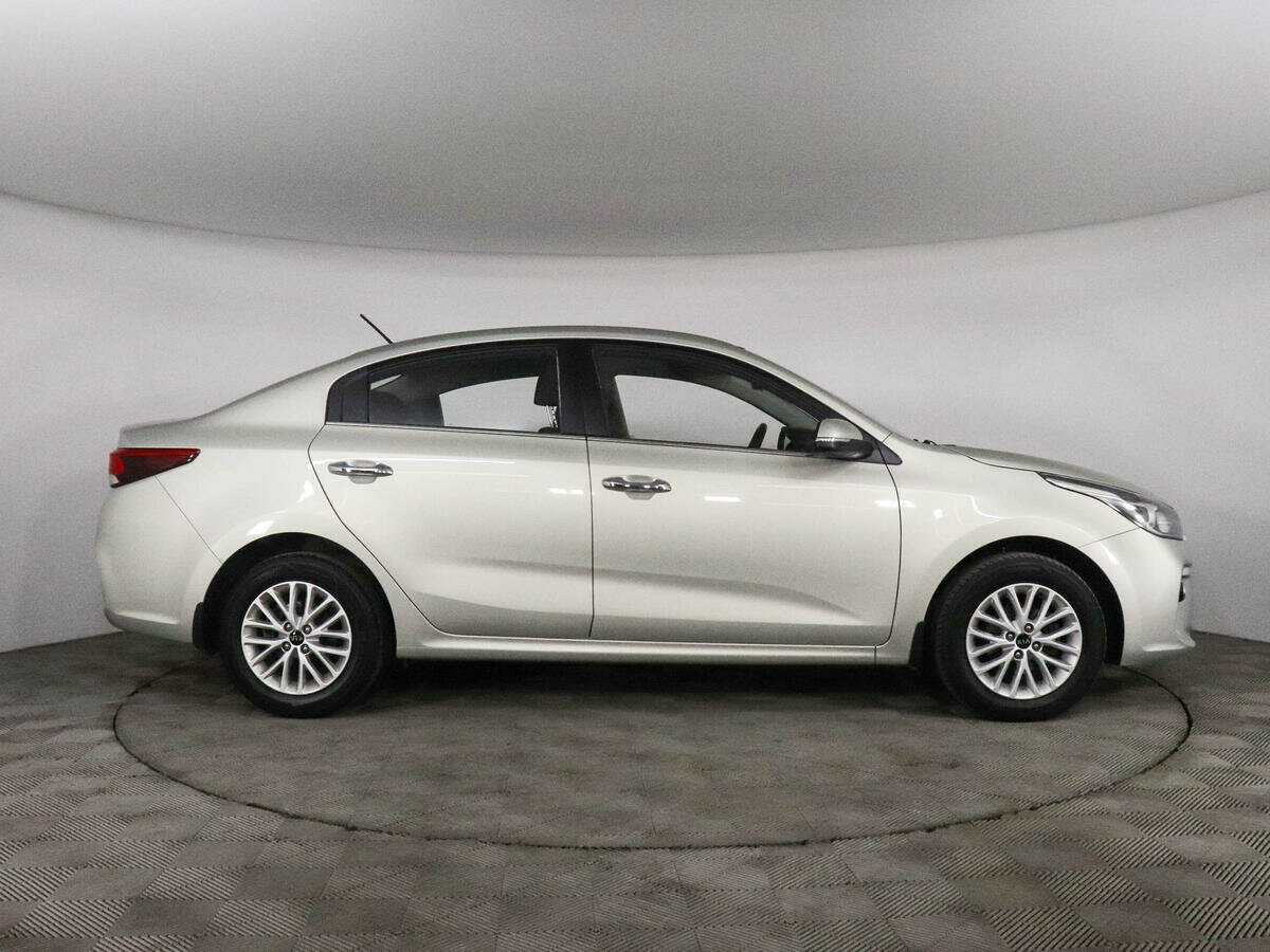 Kia Rio б/у, 2017, Автоматическая. Фото: #3