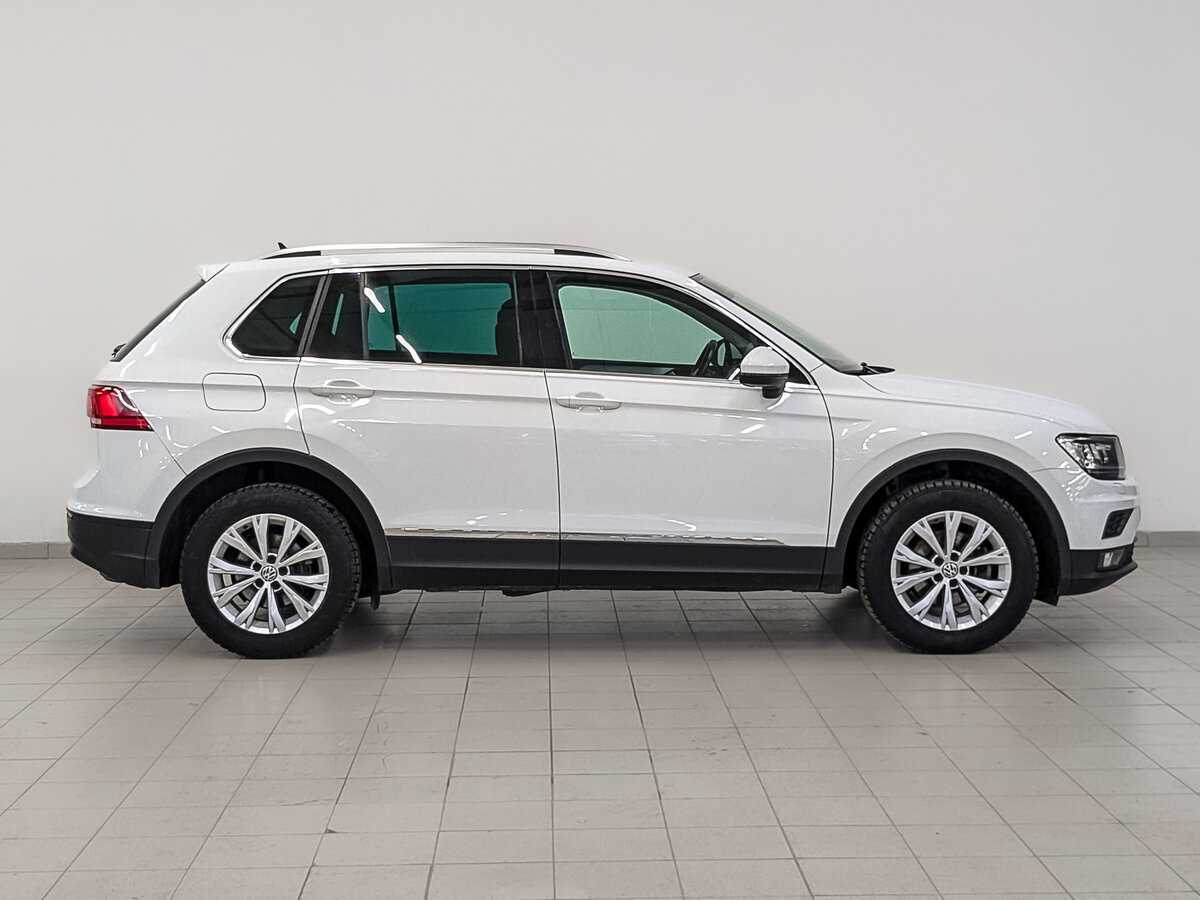 Volkswagen Tiguan б/у, 2018, Роботизированная. Фото: #3