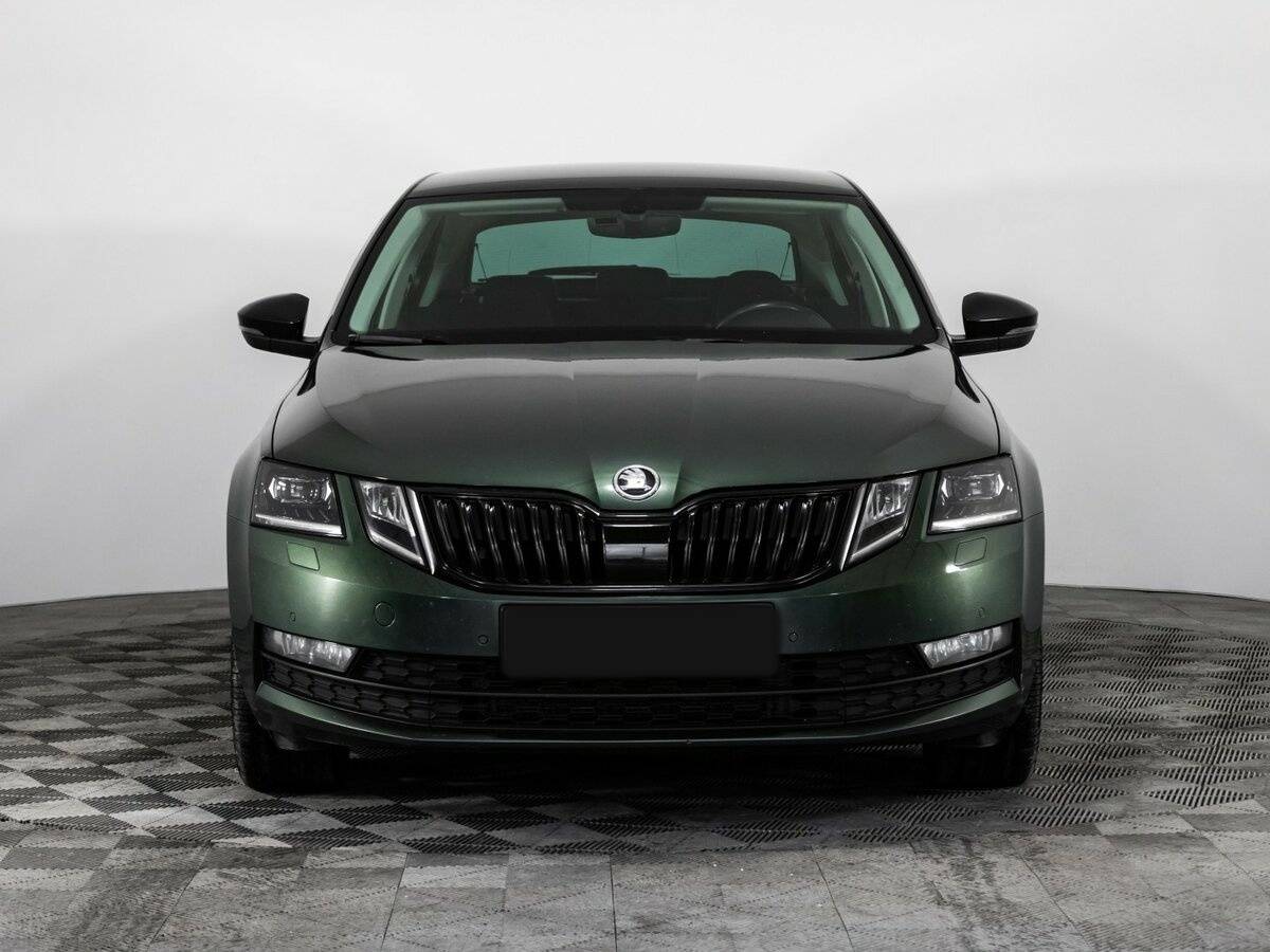 Skoda Octavia б/у, 2019, Роботизированная. Фото: #1