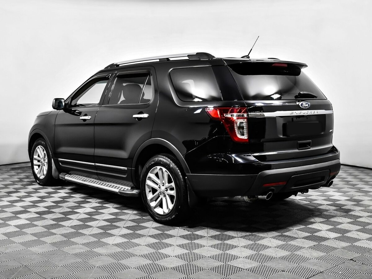 Ford Explorer б/у, 2013, Автоматическая. Фото: #5