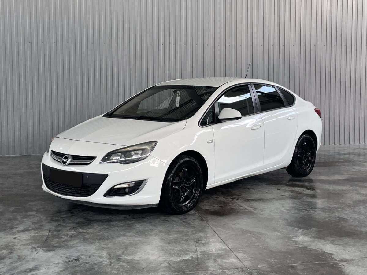 Opel Astra б/у, 2013, Автоматическая. Посмотреть фото