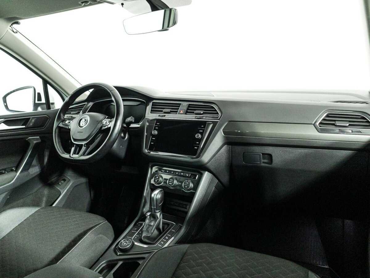 Volkswagen Tiguan б/у, 2018, Роботизированная. Фото: #8