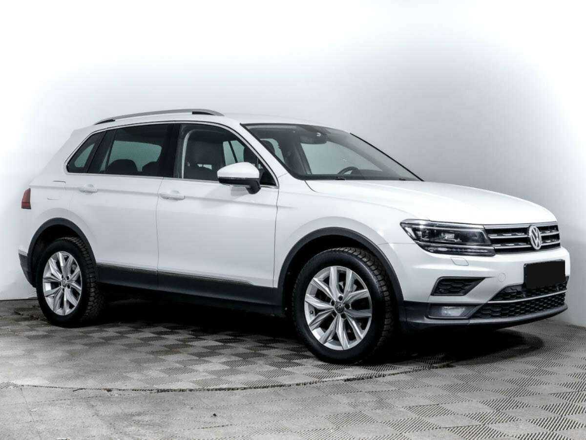 Volkswagen Tiguan б/у, 2017, Роботизированная. Фото: #2