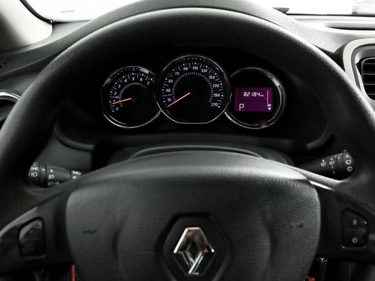 Renault Sandero б/у, 2016, Автоматическая. Фото: #12