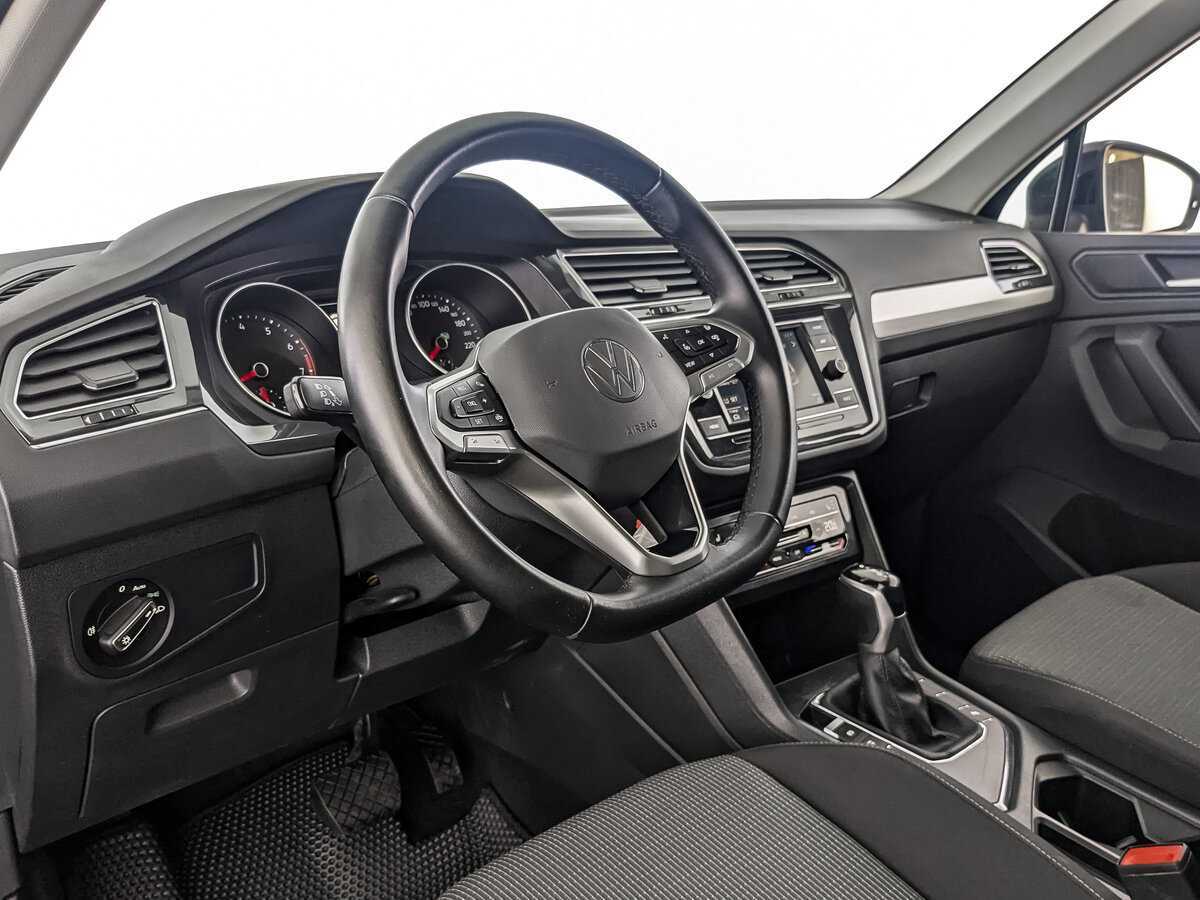 Volkswagen Tiguan б/у, 2021, Роботизированная. Фото: #15