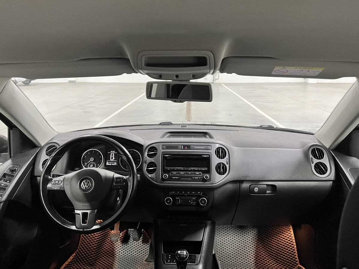 Volkswagen Tiguan б/у, 2014, Механическая. Фото: #13