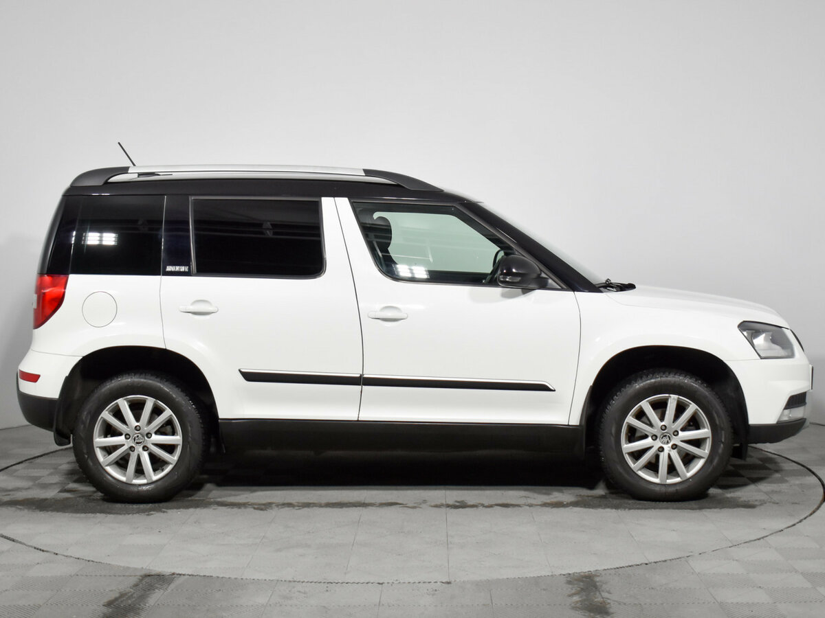 Skoda Yeti б/у, 2017, Механическая. Фото: #3